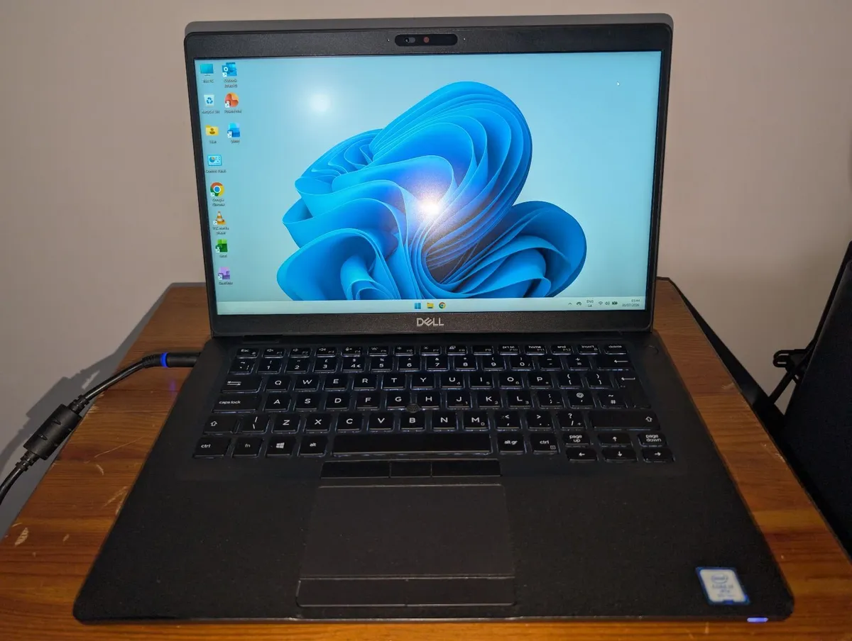 Dell Latitude 5401 Laptop | i7, 16GB RAM, 1TB, GPU - Image 4