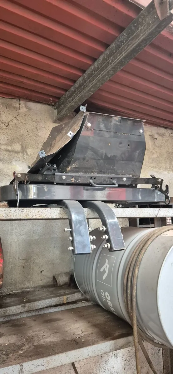 Kubota deflector/ roll bar