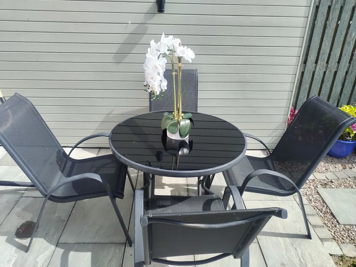 Patio table and chairs - Image 2