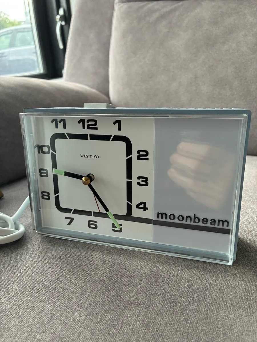 Westclox Moonbeam Style 2 Electric Alarm Clock - Image 2