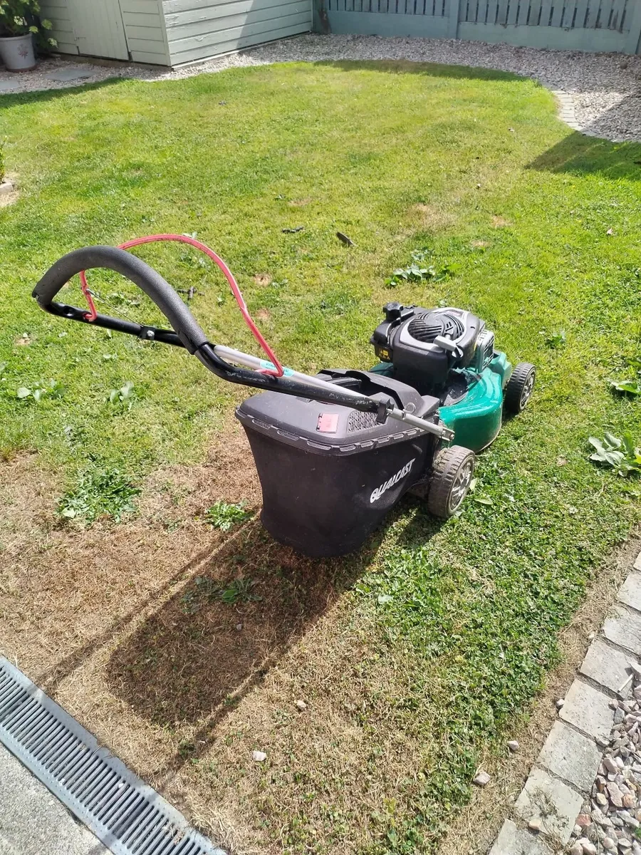 Petrol lawnmower - Image 3