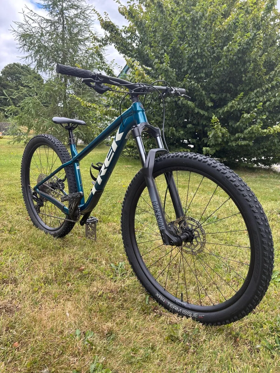 Trek Roscoe 7 - Image 1