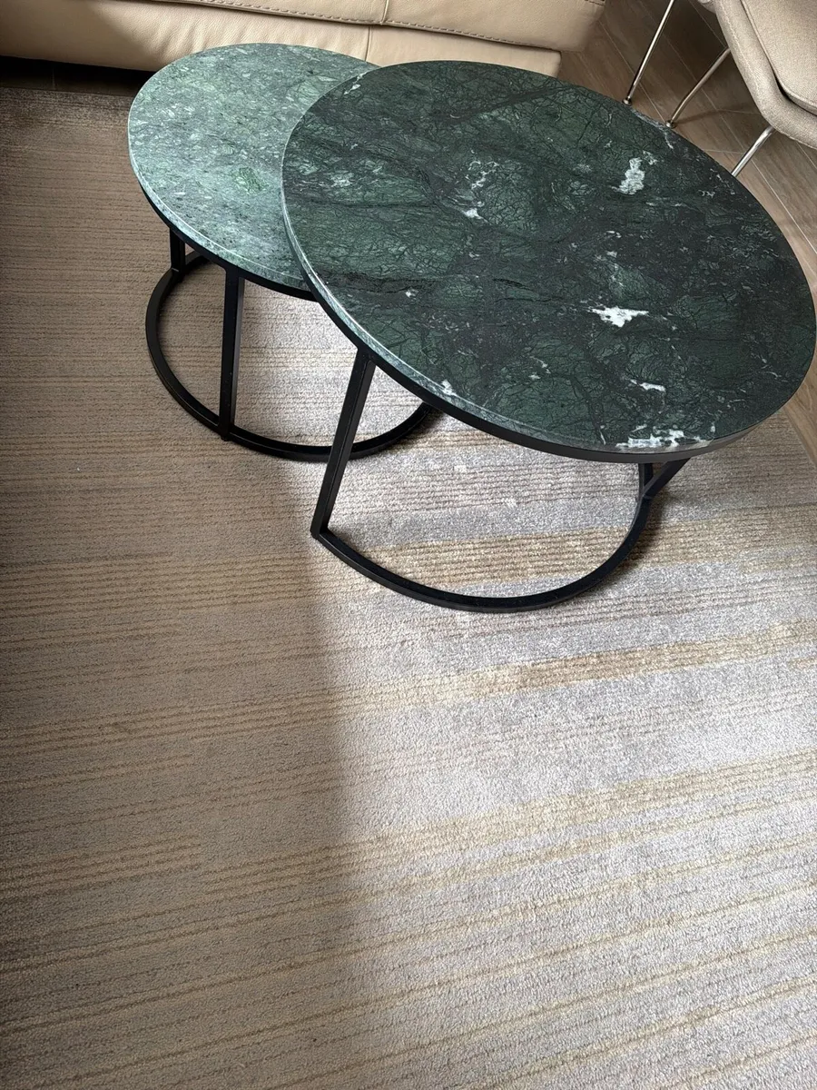 Coffee table - Image 1