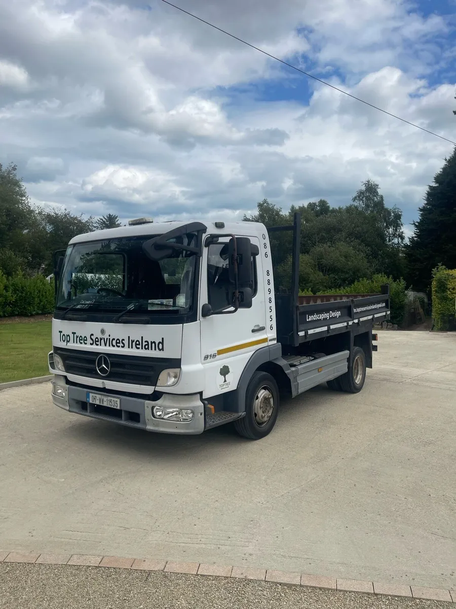 Mercedes 816 Tipper - Image 1