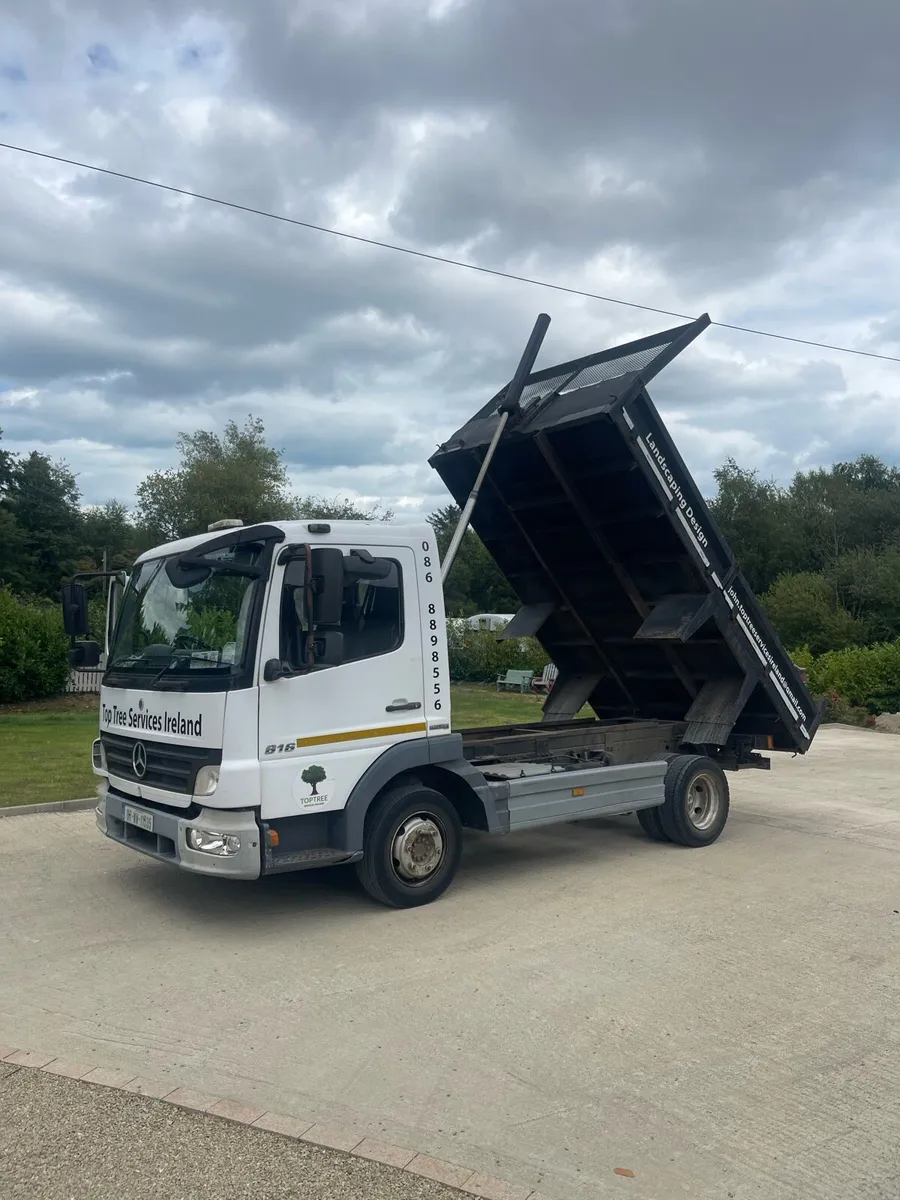 Mercedes 816 Tipper - Image 2