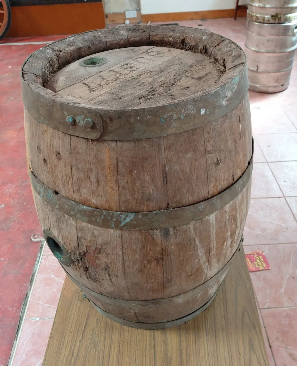 Vintage Guinness Wooden Brewery Cask Circa 1910 - Image 2