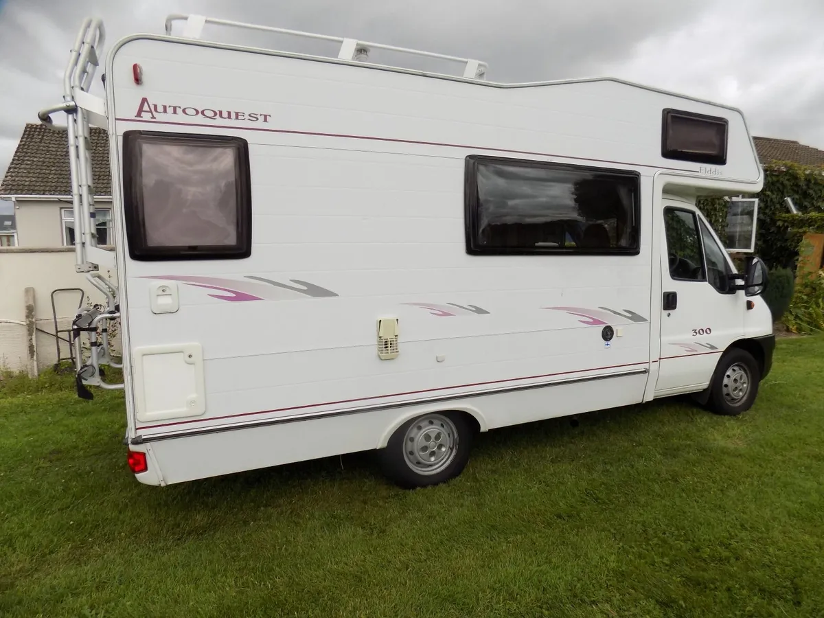 Camper Van - Image 2