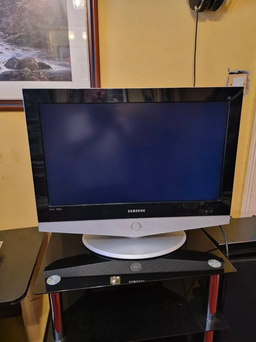 Samsung 26" HD Ready  LCD TV - Image 1