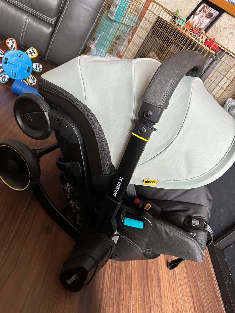 Doona X carseat - Image 2