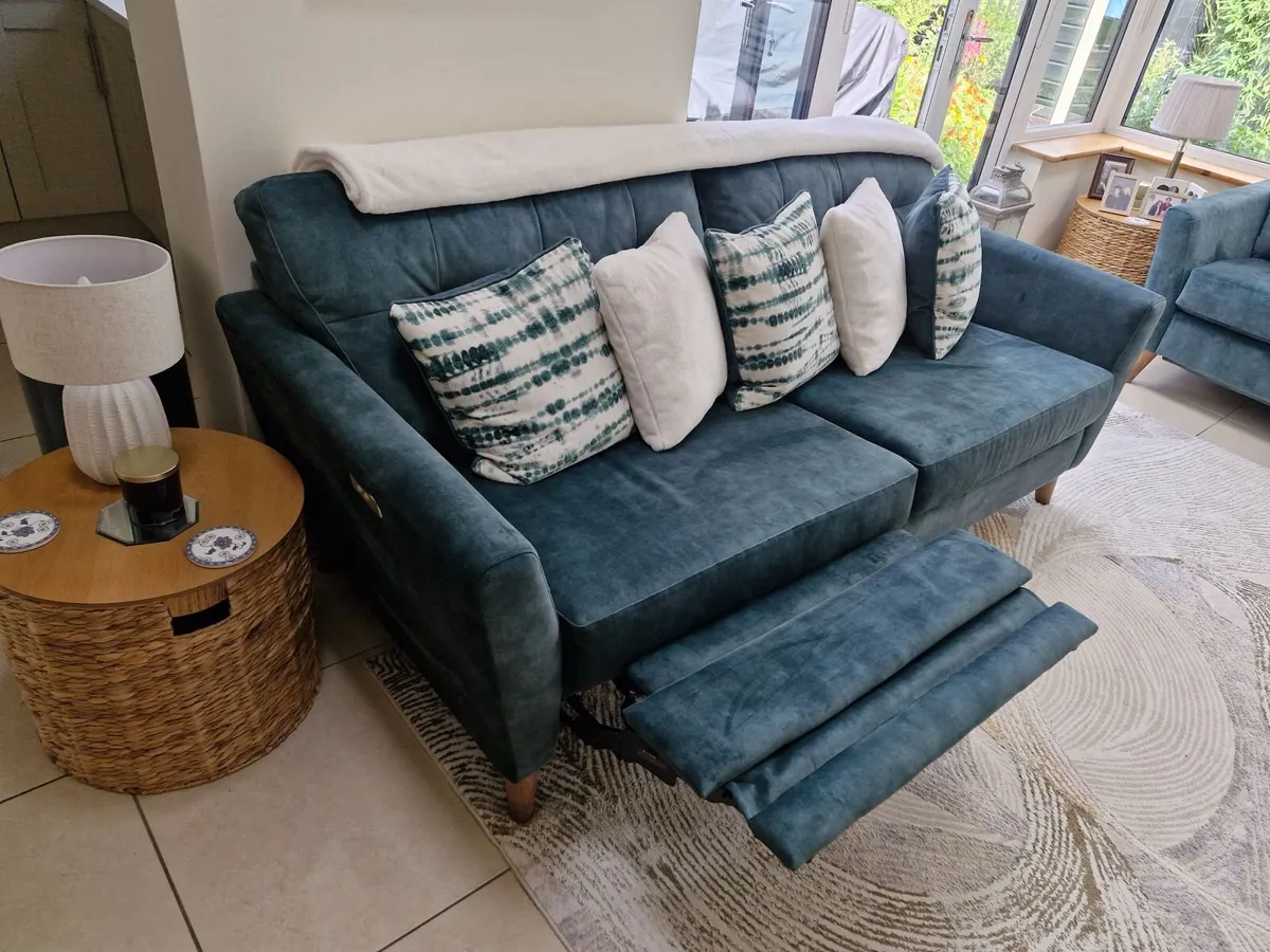 Sofa and love seat - Image 1