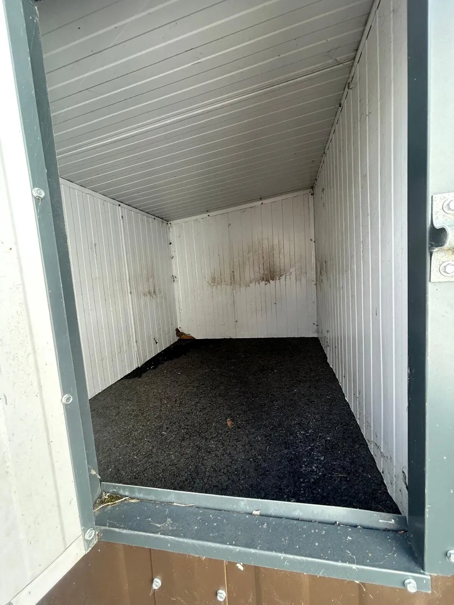 Dog box - Image 2