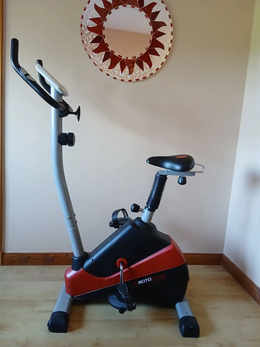 exercise bike - Image 2