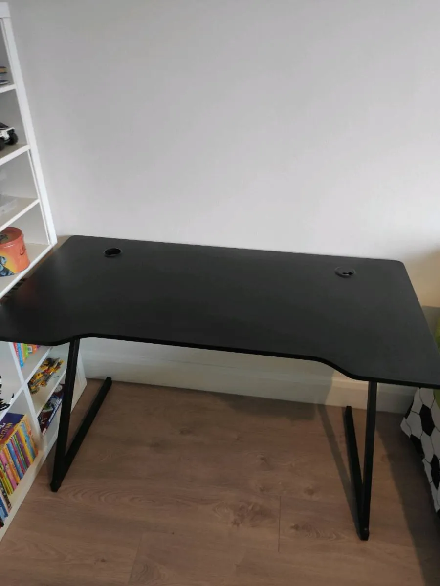 Gaming / study desk - Image 1