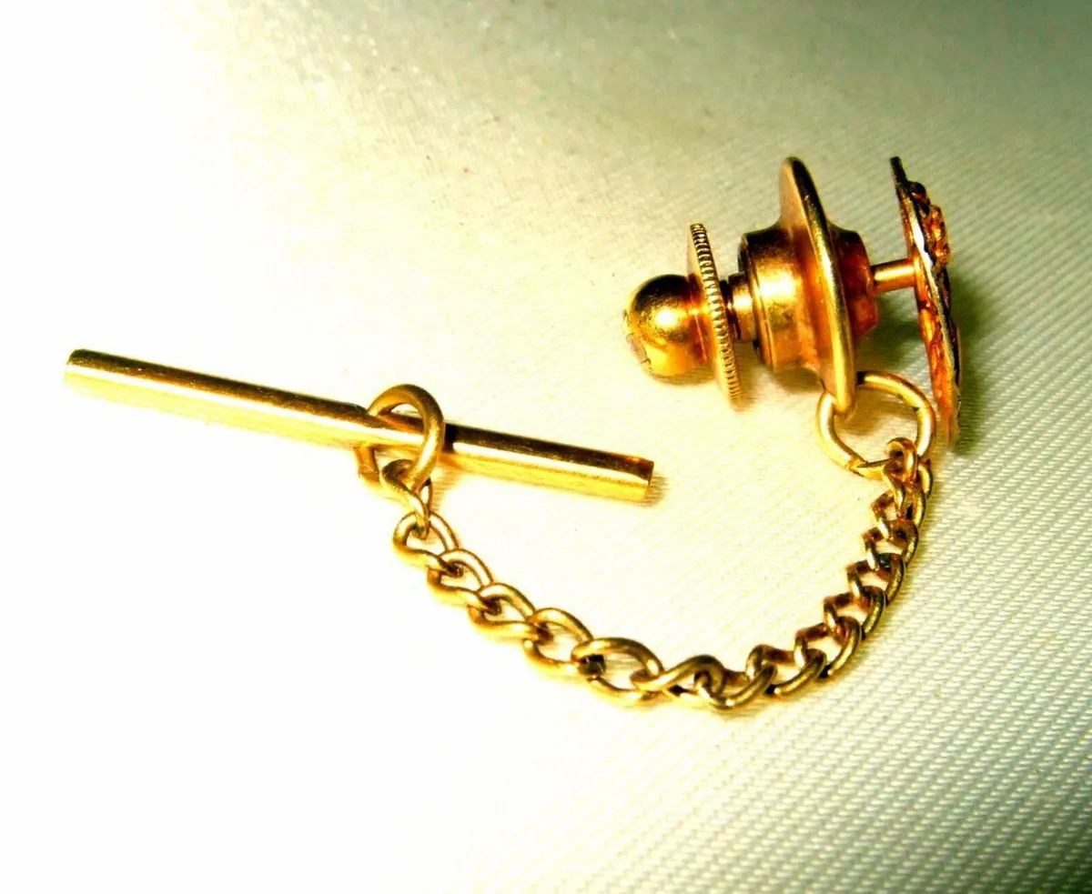 Pristine Vintage Black Hills 10k/12k Gold Tie Pin - Image 3