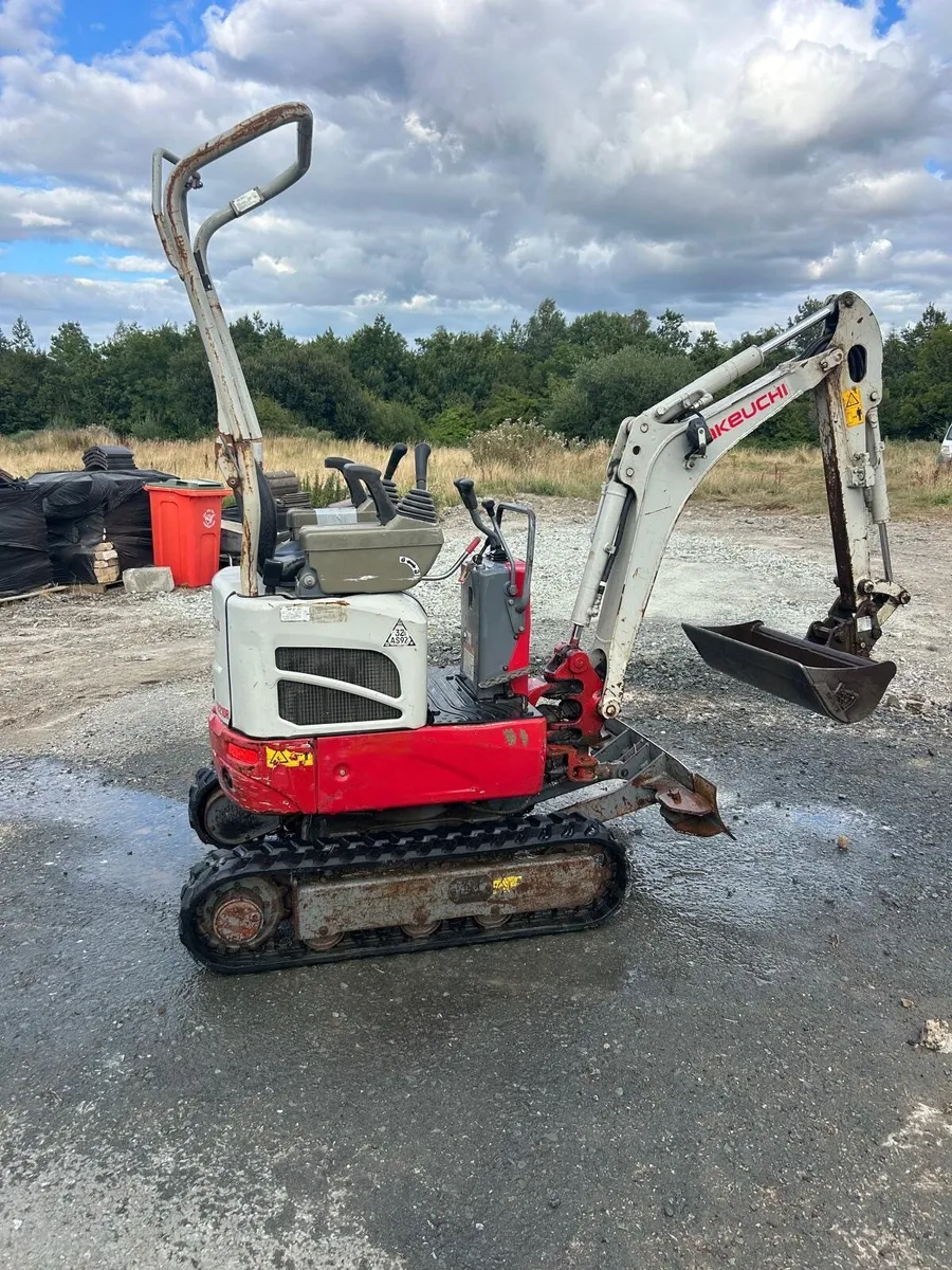 Digger Takeuchi TB210R - Image 2