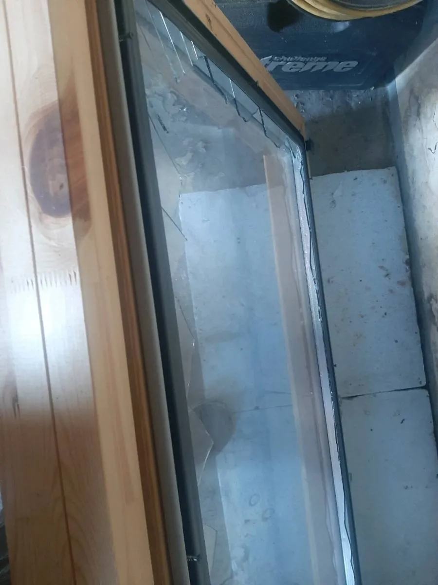 Velux window - Image 1