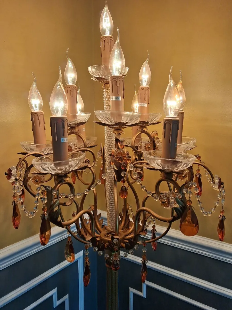6 foot free standing lamp - Image 2