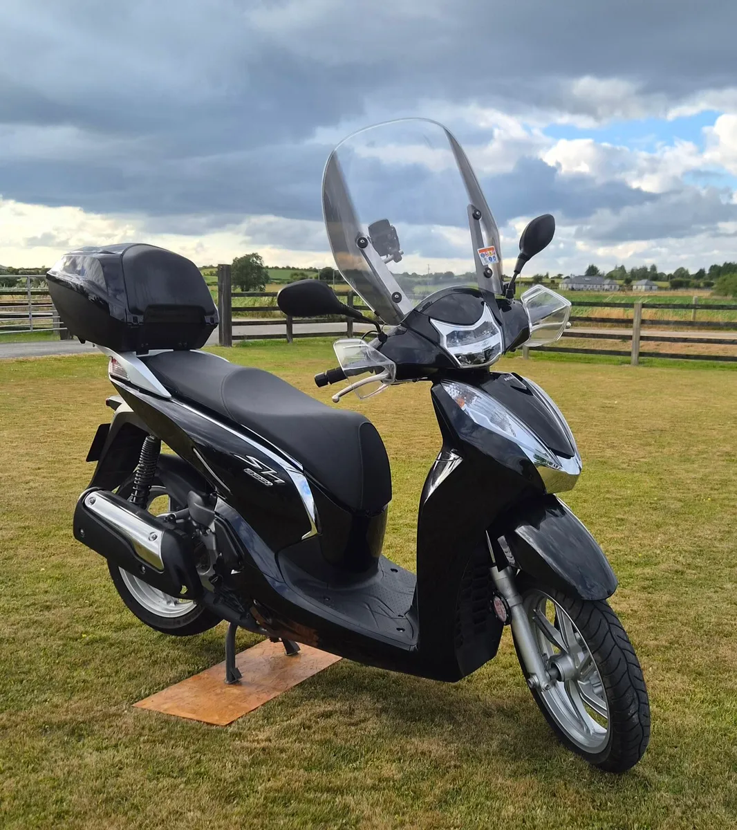 Scooter - Image 1