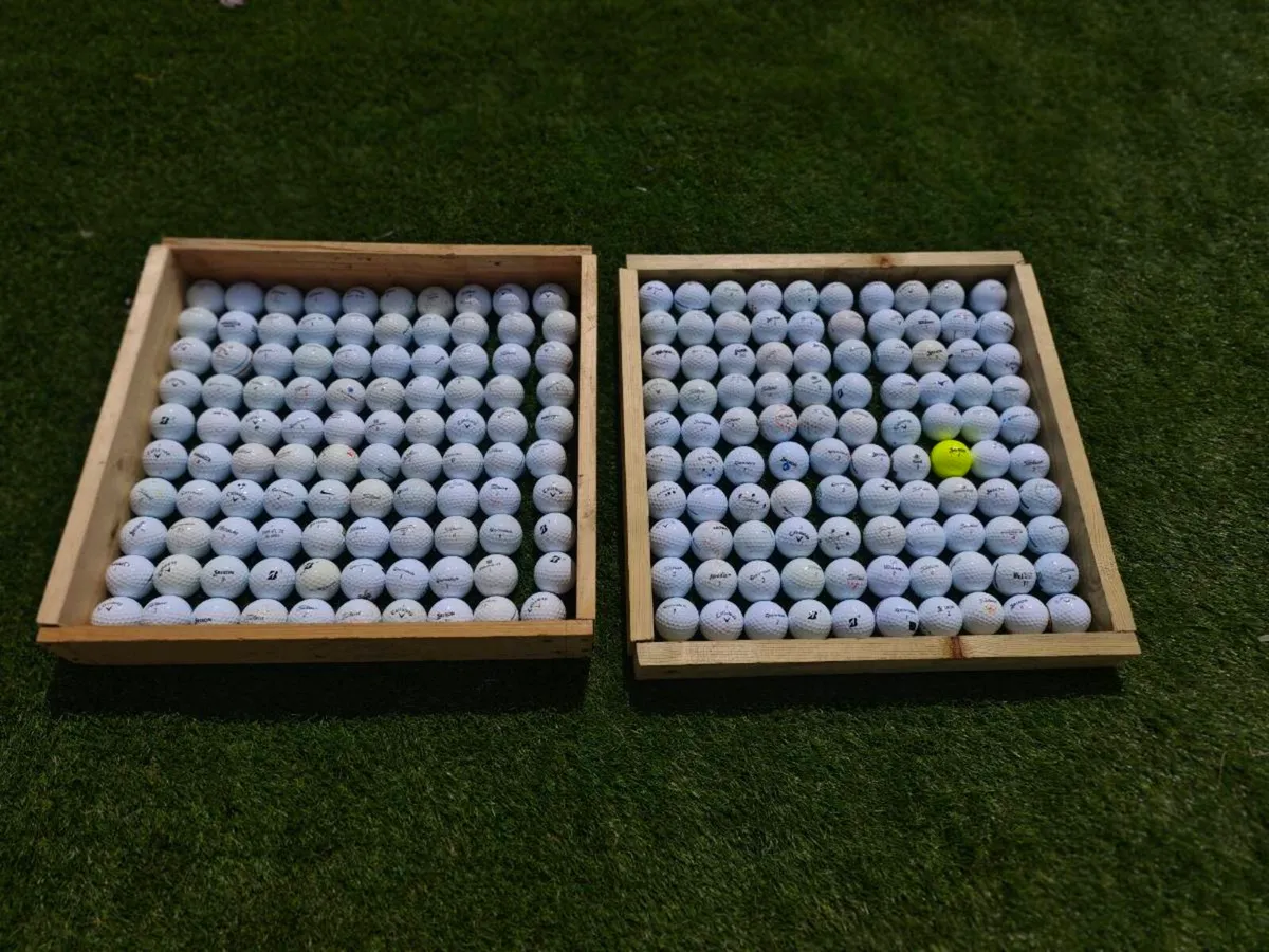 Golf balls - Image 1