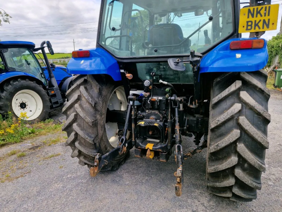 Tractor - Image 4