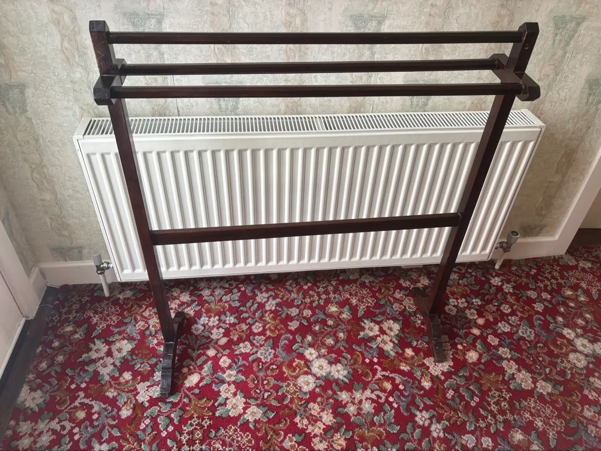 Towel rail - Image 1