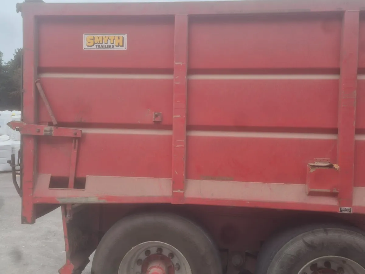 Trailer - Image 4