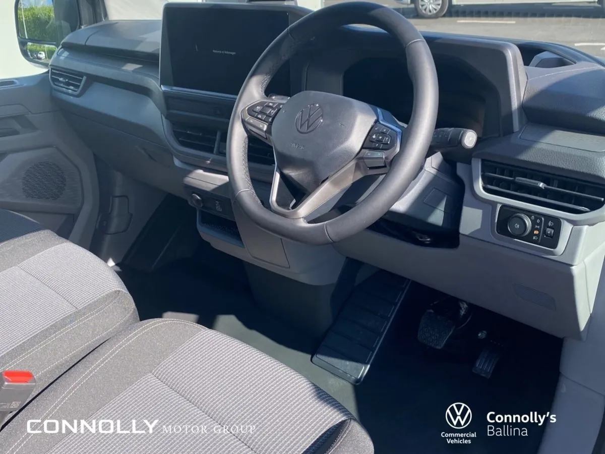 Volkswagen Transporter Highline 30 LWB 2.0TDi 150b - Image 2