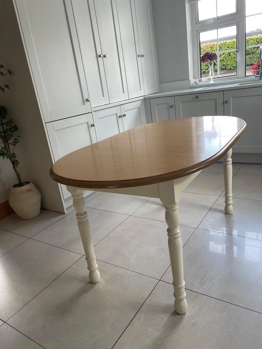 Kitchen table - Image 4