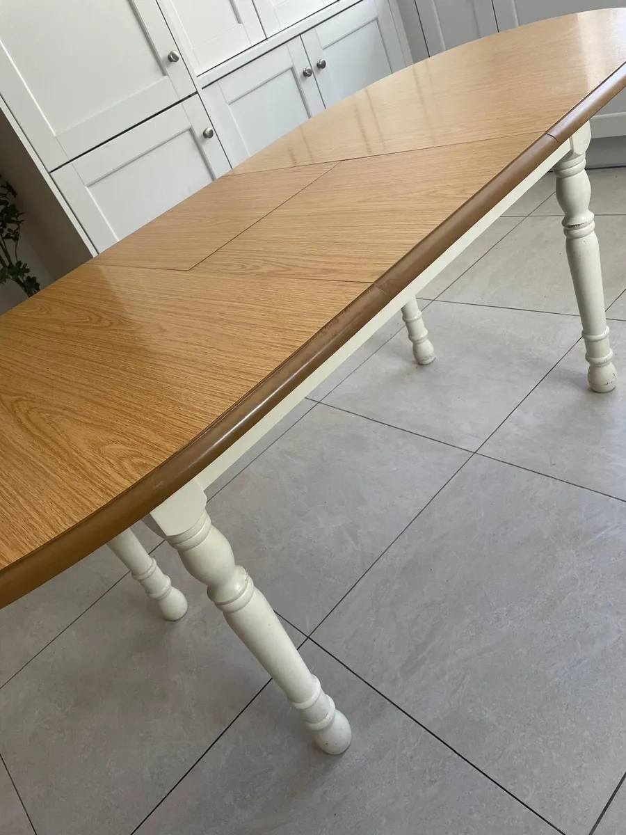 Kitchen table - Image 3