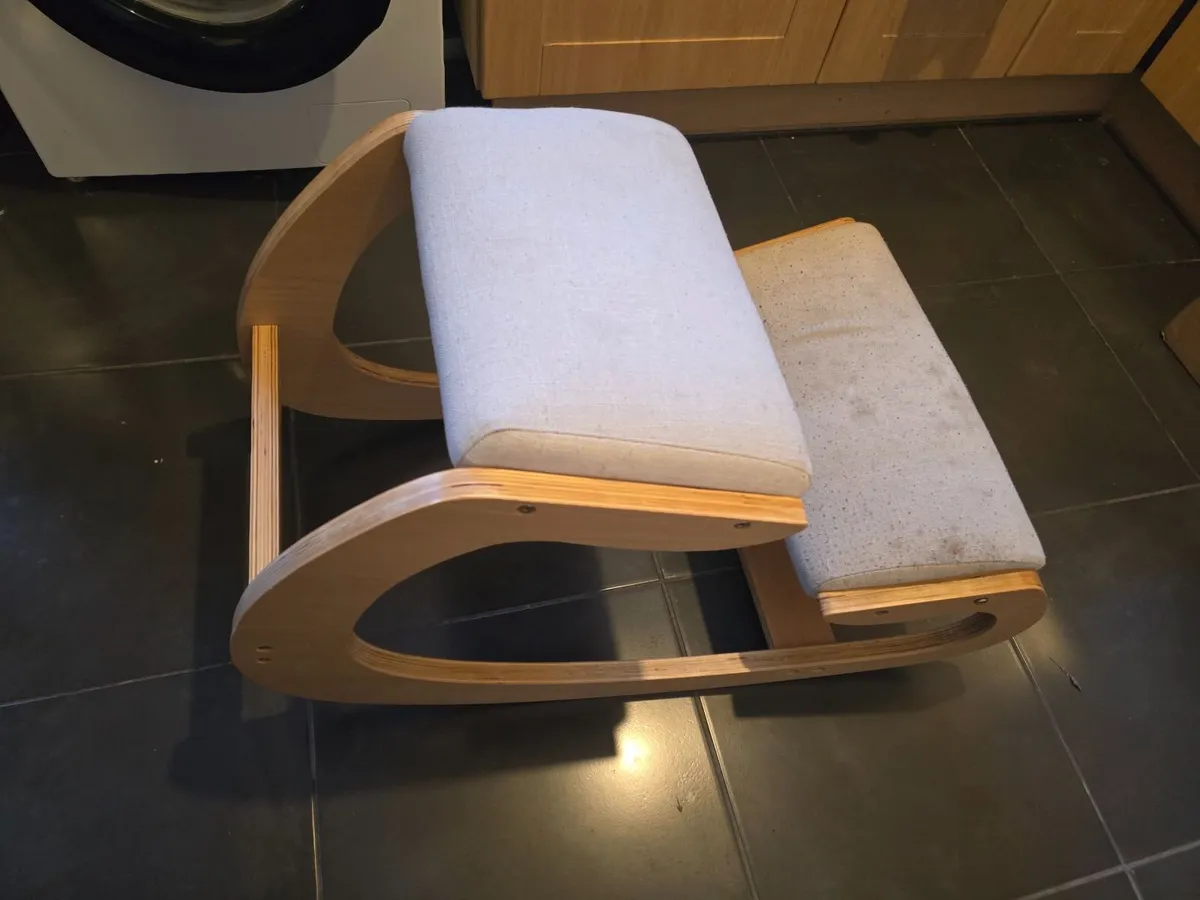 Ergonomic posture kneeling rocking chair - Image 1