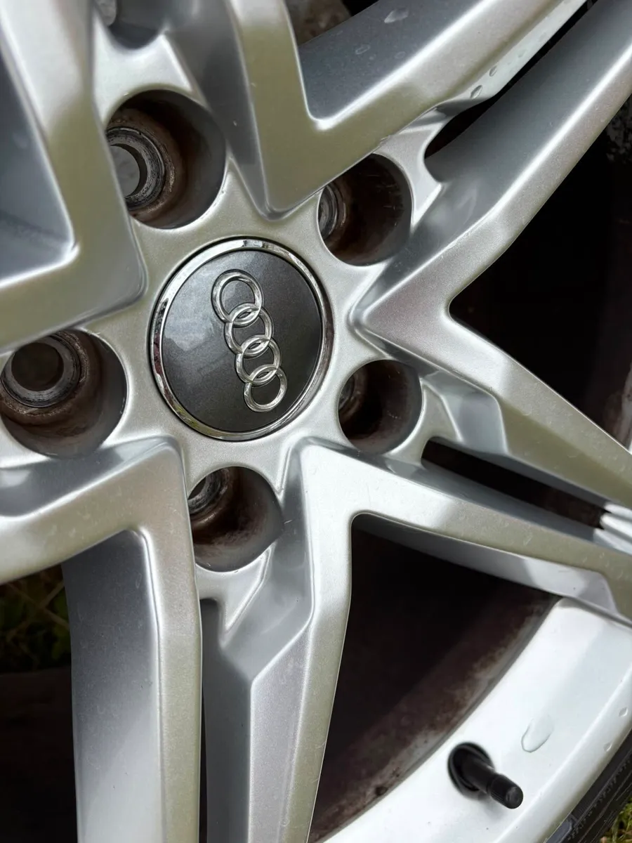 Audi Alloys Genuine 18" - Image 2