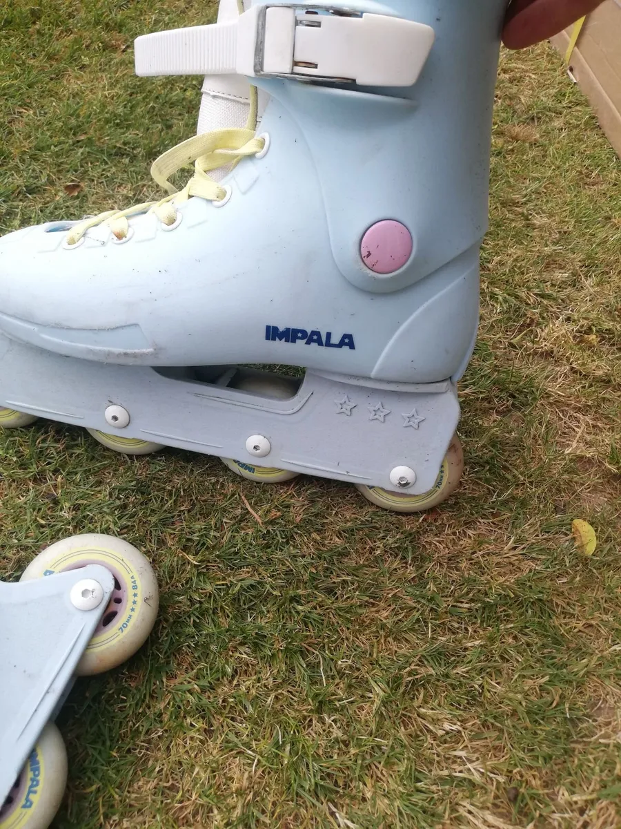 Roller Blades - Image 2