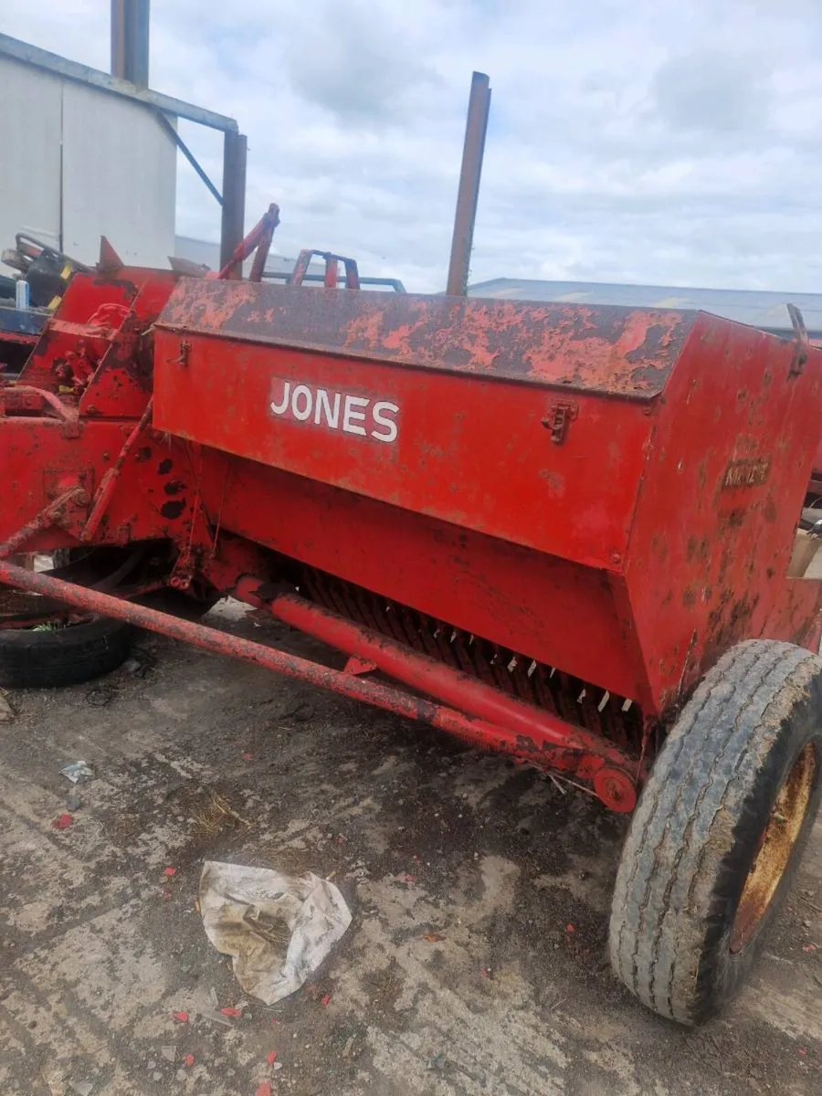 Jones square baler - Image 4