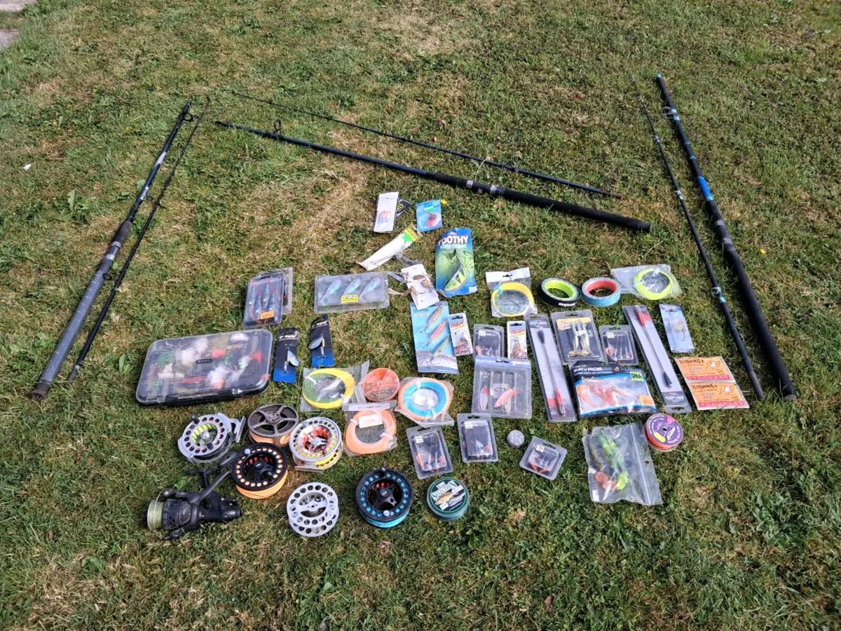 Fishing gear - Image 1