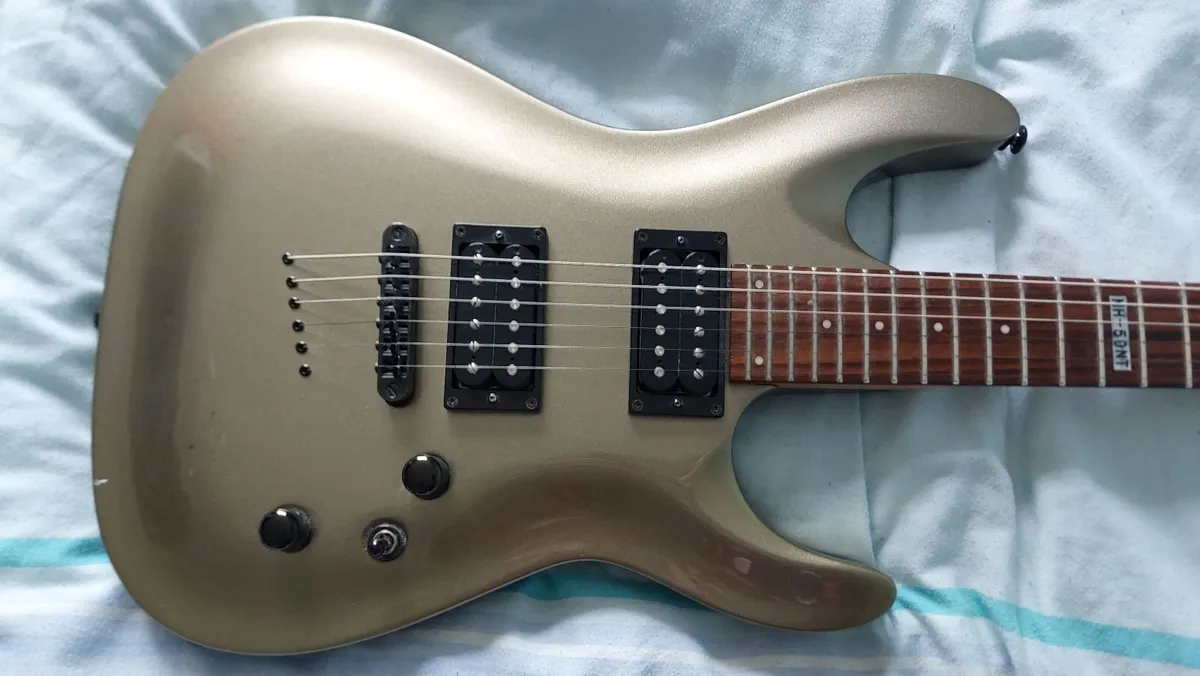 ESP Ltd Guitar + TronicalTune Tuner - Image 3