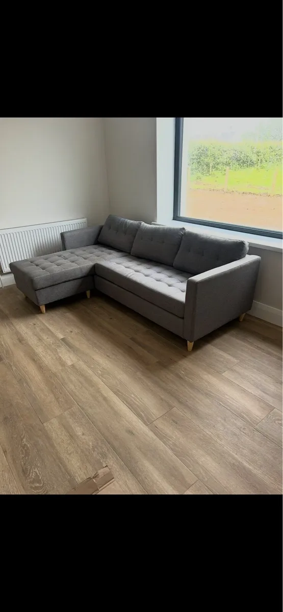 Couch - Image 1