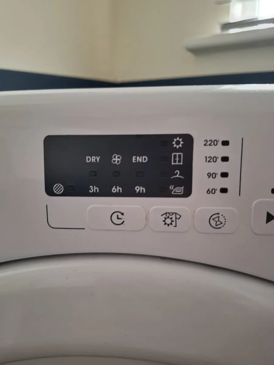 Candy 9kg smart vented dryer - Image 2