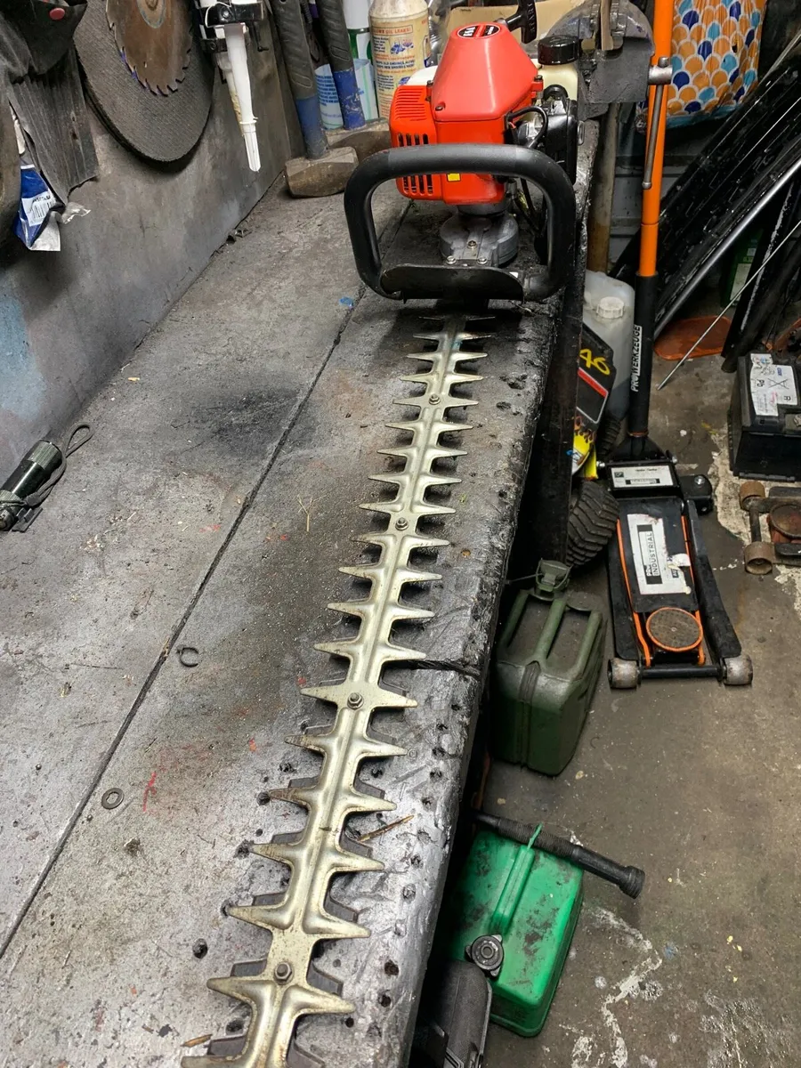 Hedge trimmer - Image 3