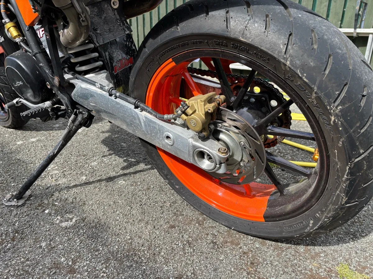 KTM. 690 Duke - Image 3