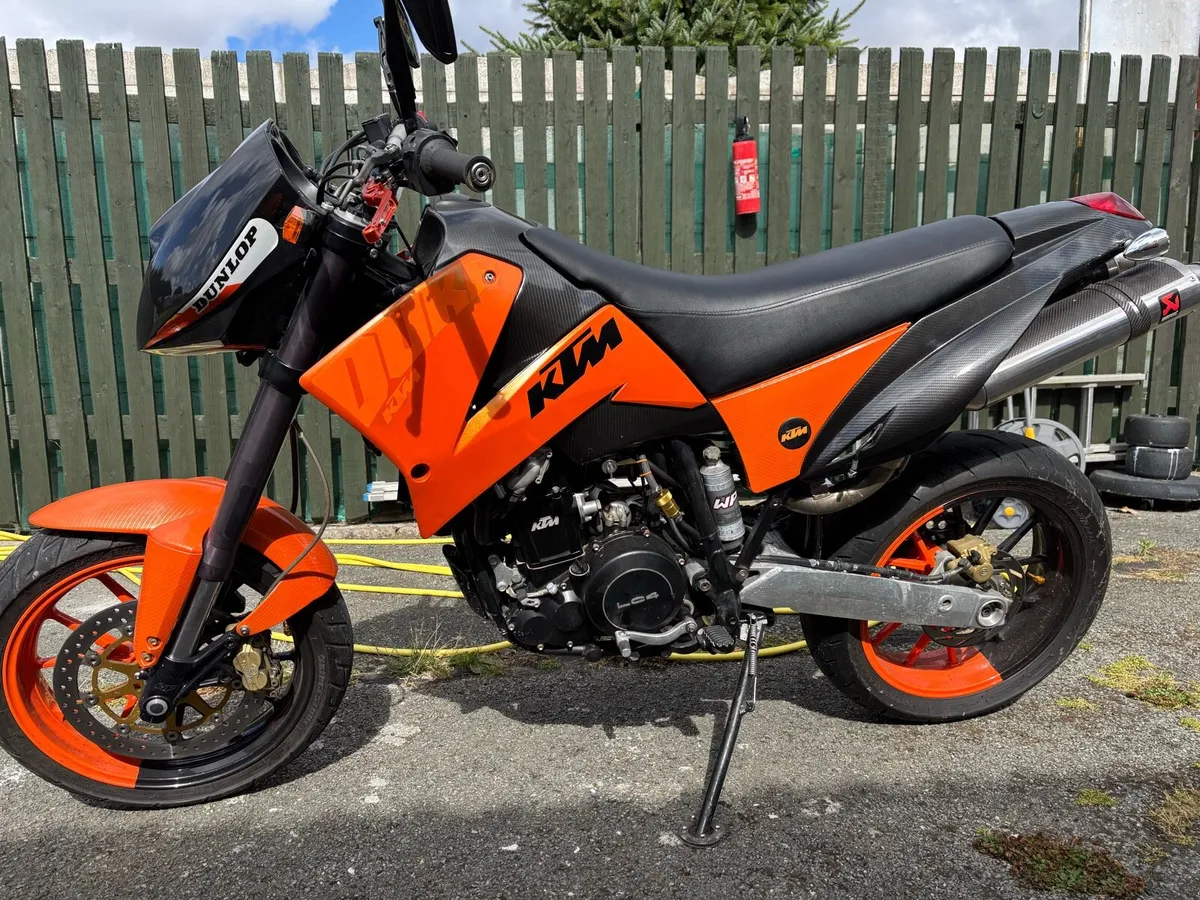 KTM. 690 Duke - Image 1