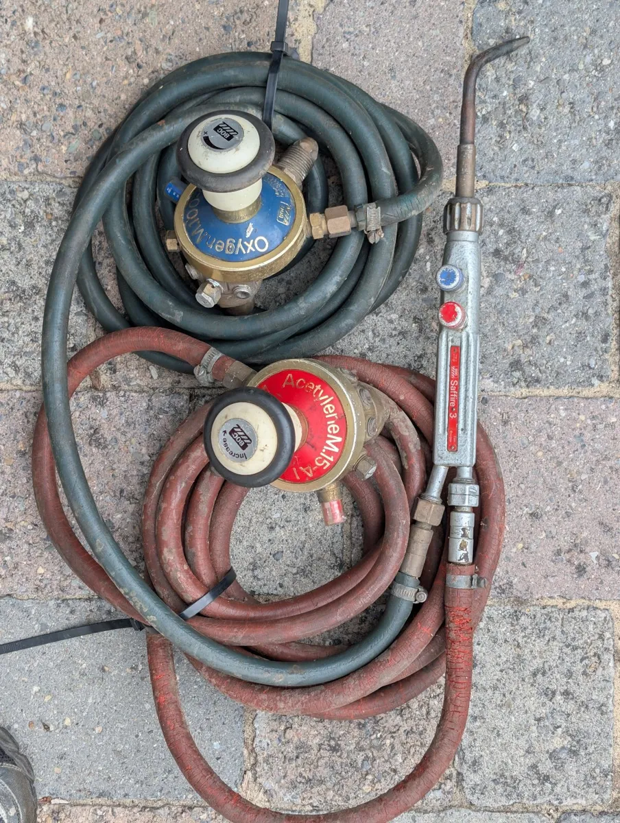 Oxy-Acetlyene torch & Regulators set