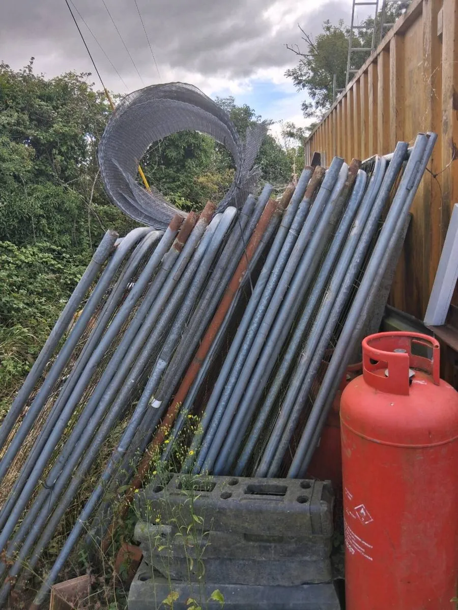 Heras Fencing/ Temporary Fencing/Builders Fence - Image 1
