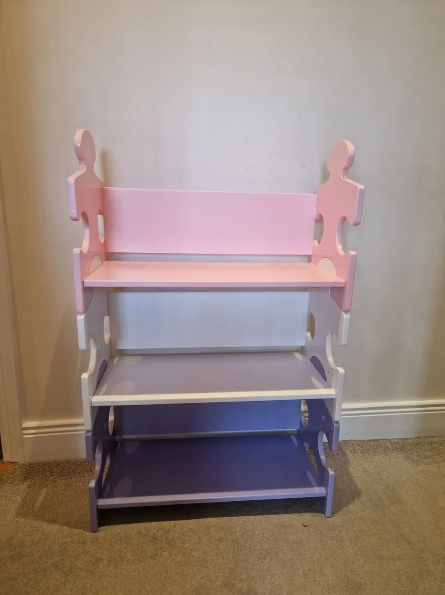 KidKraft Wooden Puzzle Piece Bookcase - Image 1