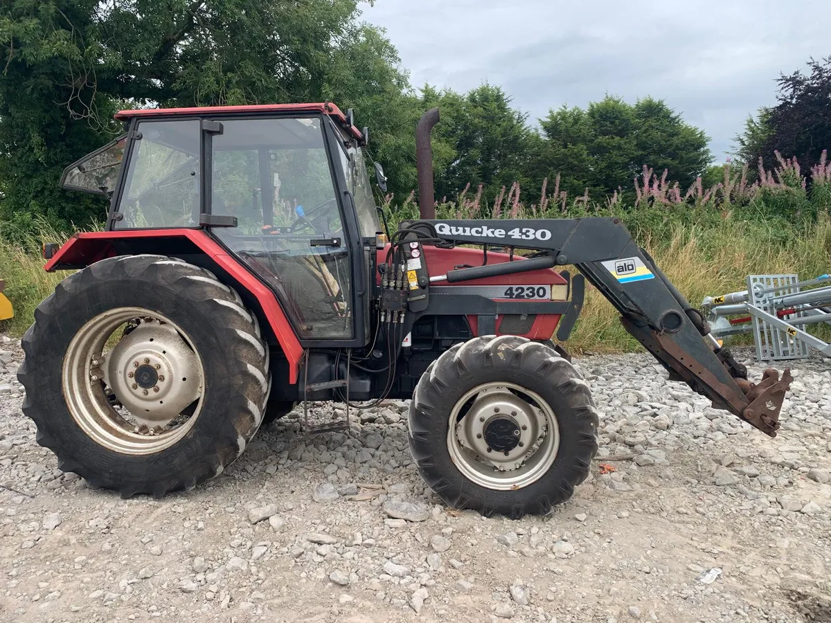 CASE 4230 LP & Quicke 430 loader - Image 2