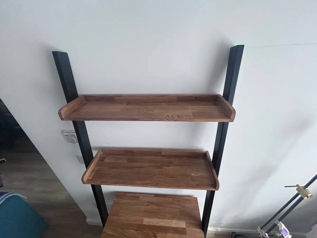 Desk and chair - Image 3