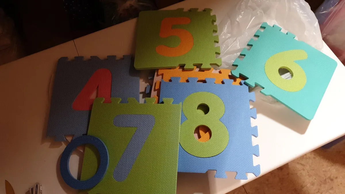 Foam hop scotch pads - Image 1