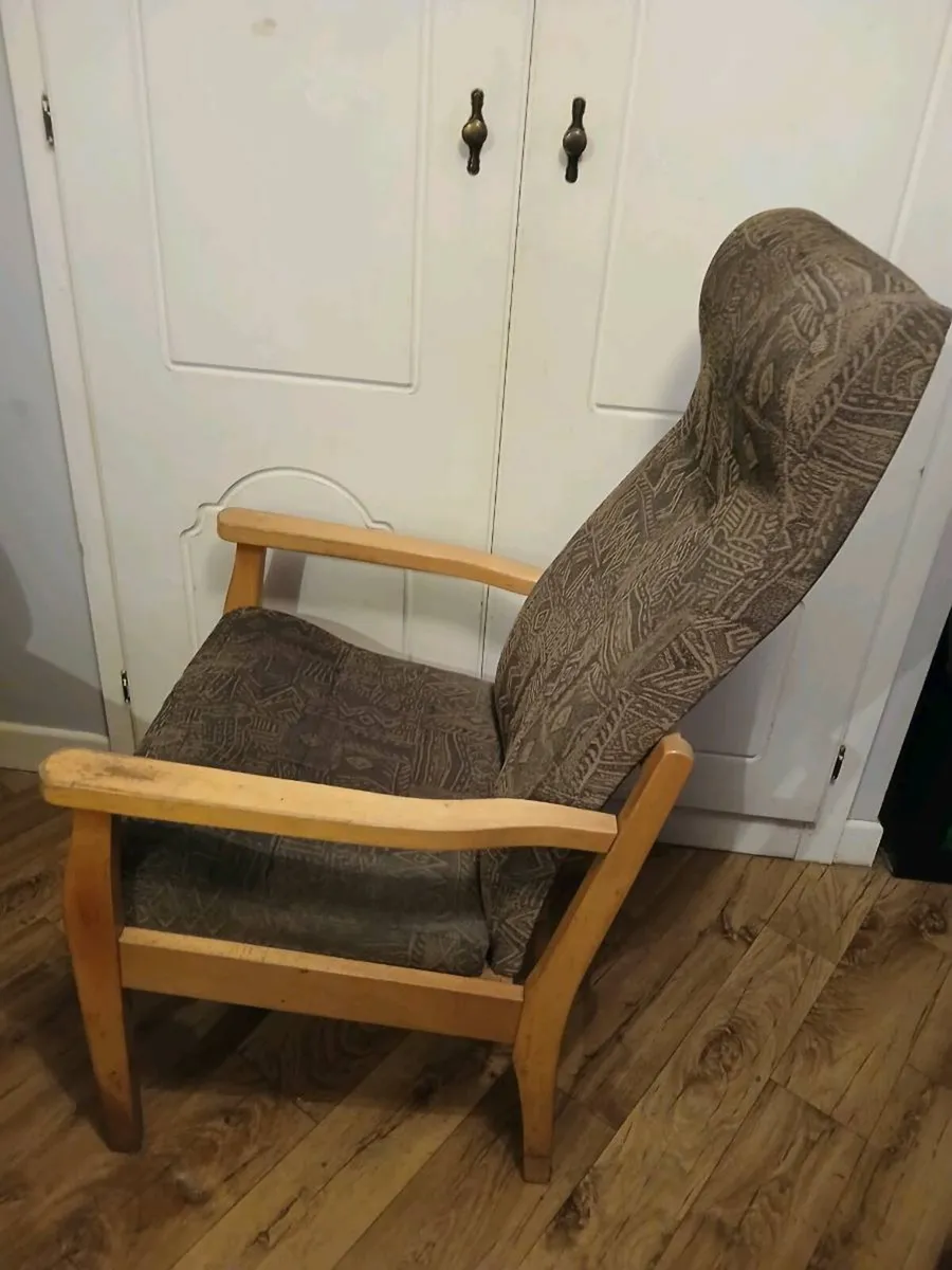 "ORTHEPEDIC RELEIF CHAIR" H.S.E. Approved! - Image 4