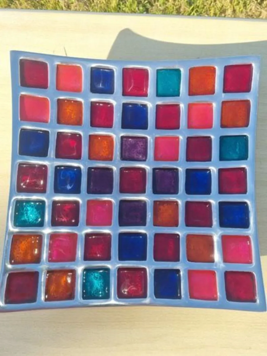A colorful mosaic tray made of aluminum and enamel - Image 1
