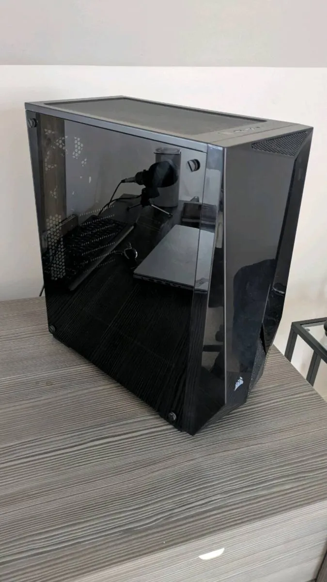 Windows 10 Desktop PC Computer - Image 1