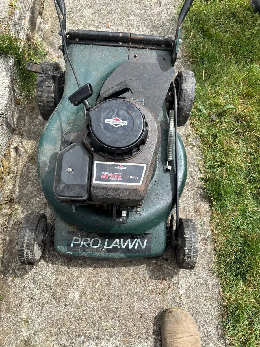 Lawnmower